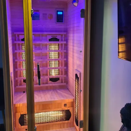 Designer With Private Sauna & Ac 아파트 부다페스트