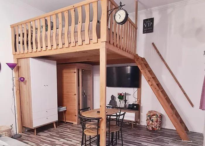 Loft&steam - Designer With Sauna & Ac