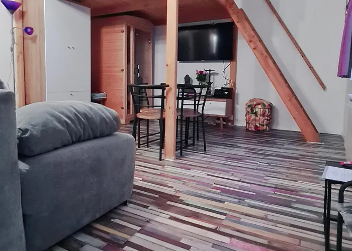 דירה Loft&steam - Designer With Sauna & Ac